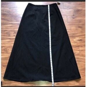 NWT Spencer Tyler Elegant Black Women's Skirt Sz 10